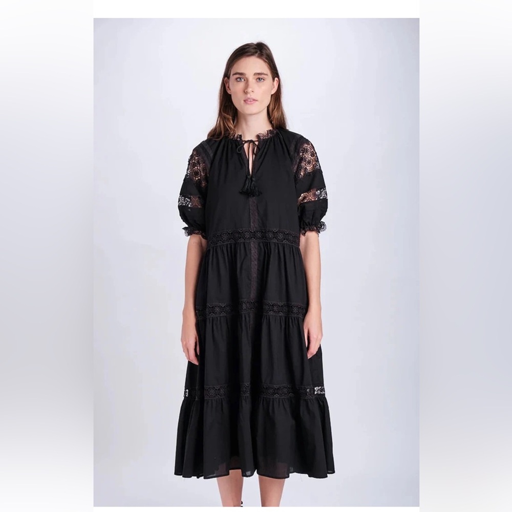 En Saison Tiered Lace Detail Midi Dress